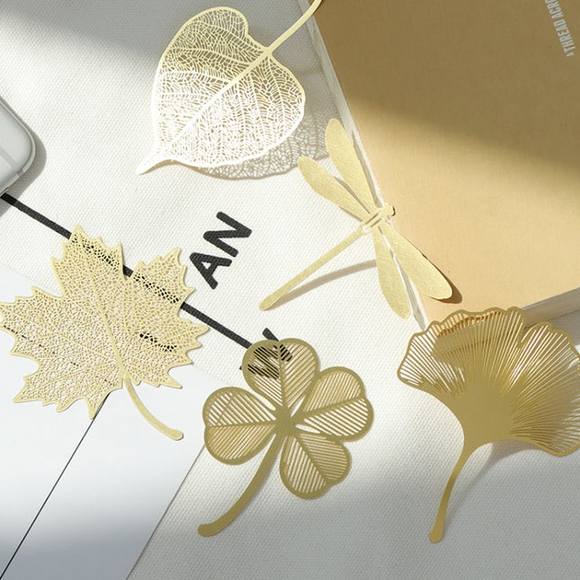 Copper Metal Hollow Bookmarks Style Random Delivery